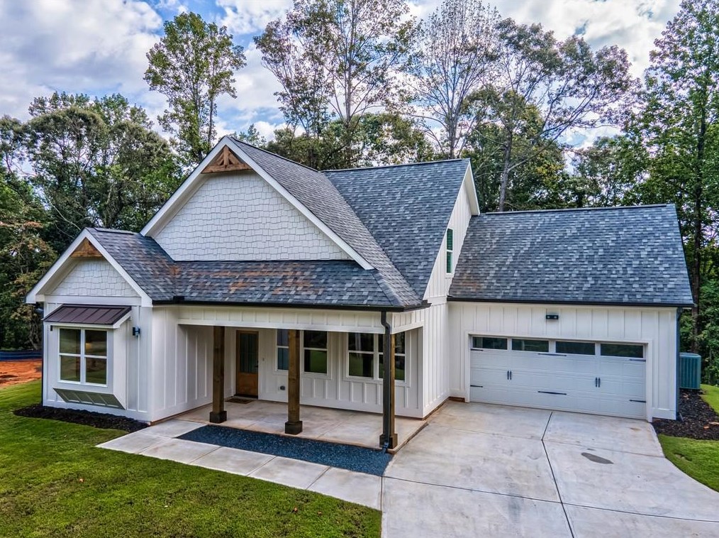 3267 Cooper Brg Rd, Gainesville GA 30507-8815 exterior