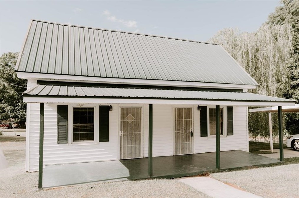 135 Peachtree St, Griffin, GA 30223-1849