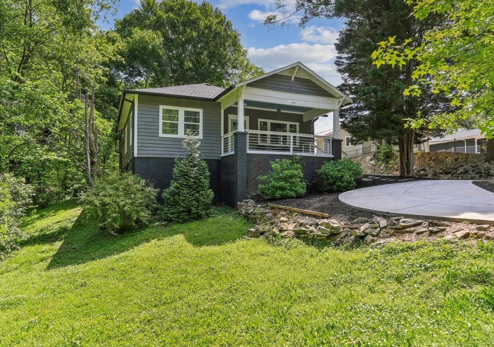 777 Evelyn Pl, Atlanta GA  30318-4870 exterior