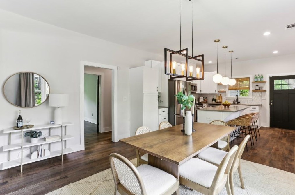 777 Evelyn Pl, Atlanta GA  30318-4870 exterior