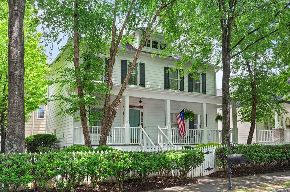 2109 Wood Trl, Atlanta, GA 30318-1958