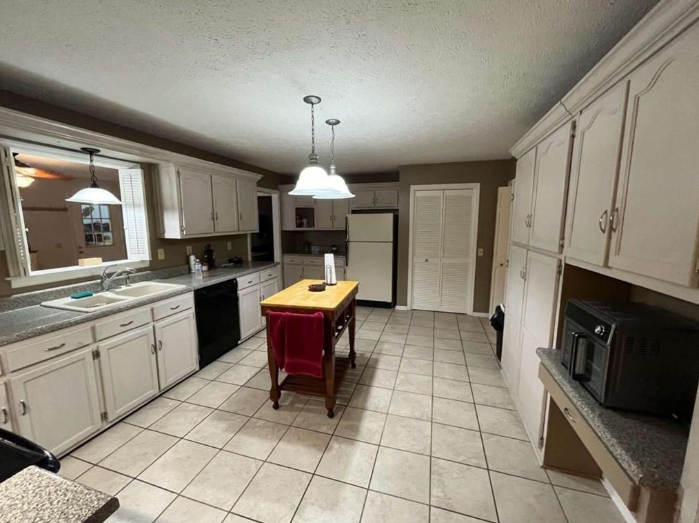 17 Bennington Dr, Rome GA  30165-8850 exterior