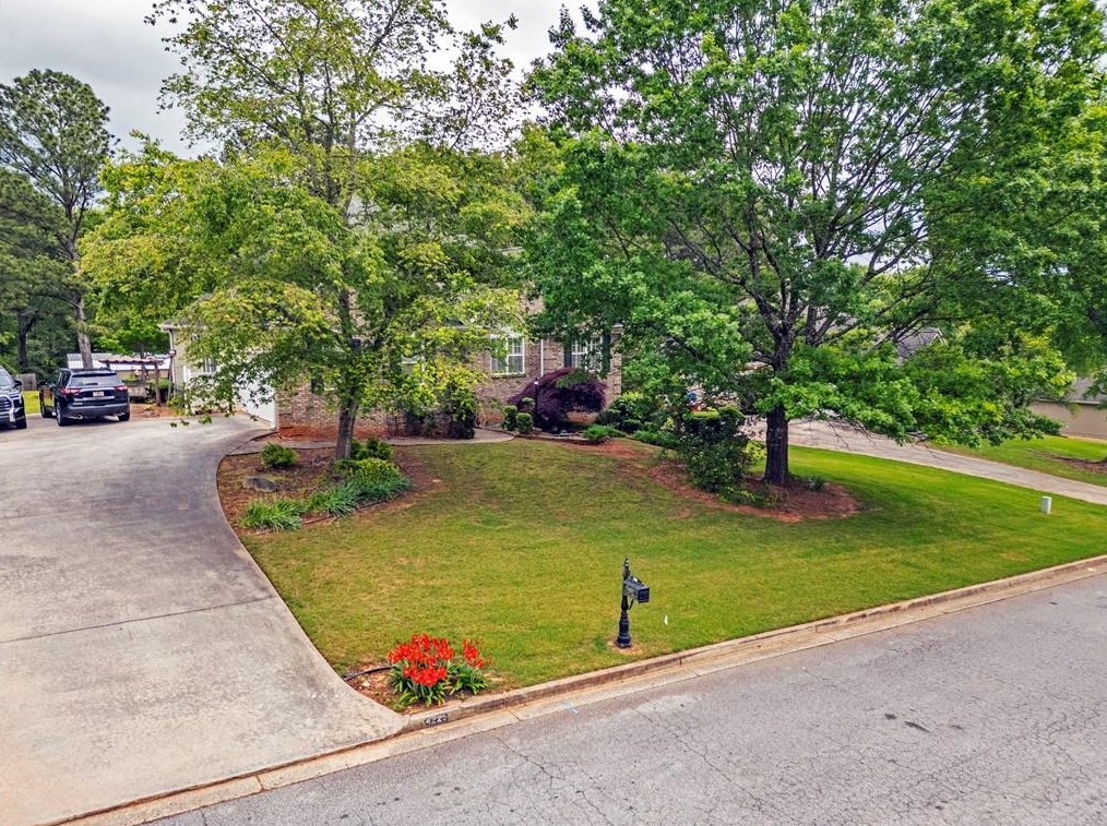 4225 Old Wood Dr, Conyers, GA 30094-8011