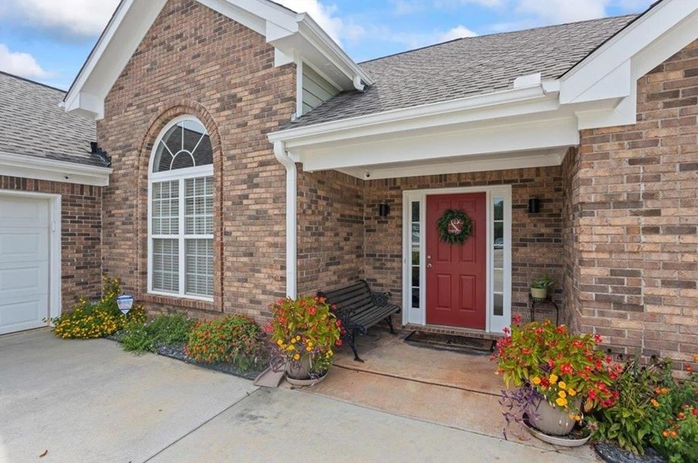 2413 High Meadows Ct, Conyers, GA 30094-8017