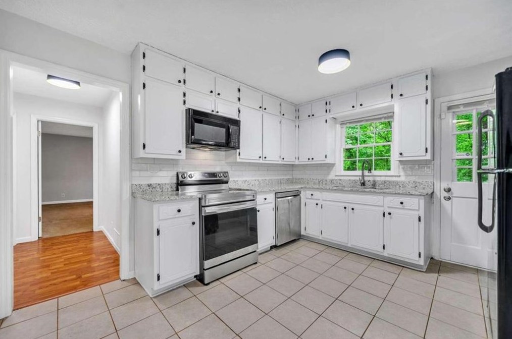 4449 Woodward Mill Rd, Buford, GA 30518
