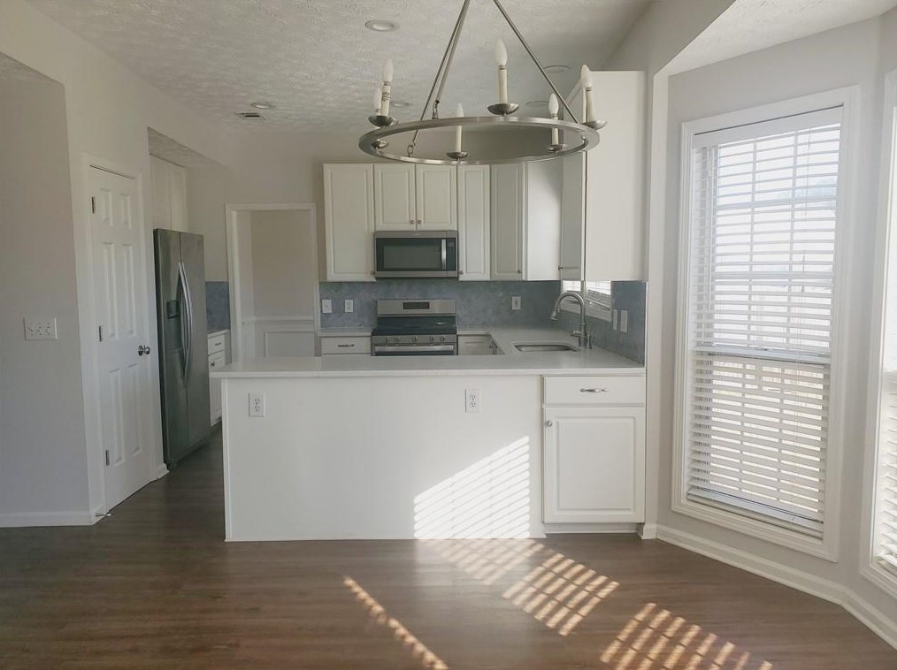 1469 Chamirey Dr, Marietta, GA 30008-8813