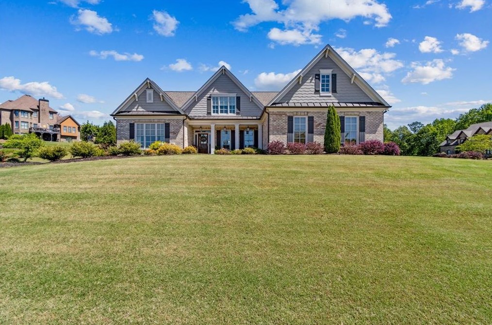 1910 Daisy Ln, Hoschton, GA 30548