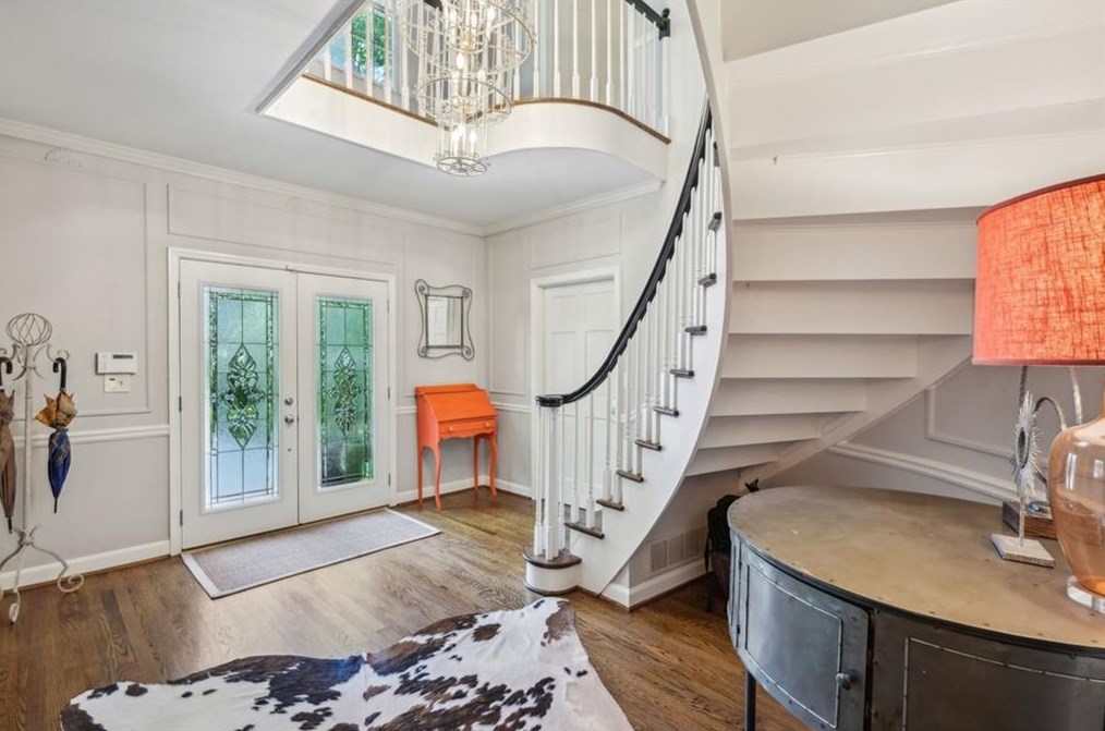 23 Brookhaven Dr, Atlanta GA  30319-3003 exterior