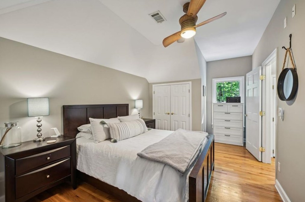 23 Brookhaven Dr, Atlanta GA  30319-1143 exterior