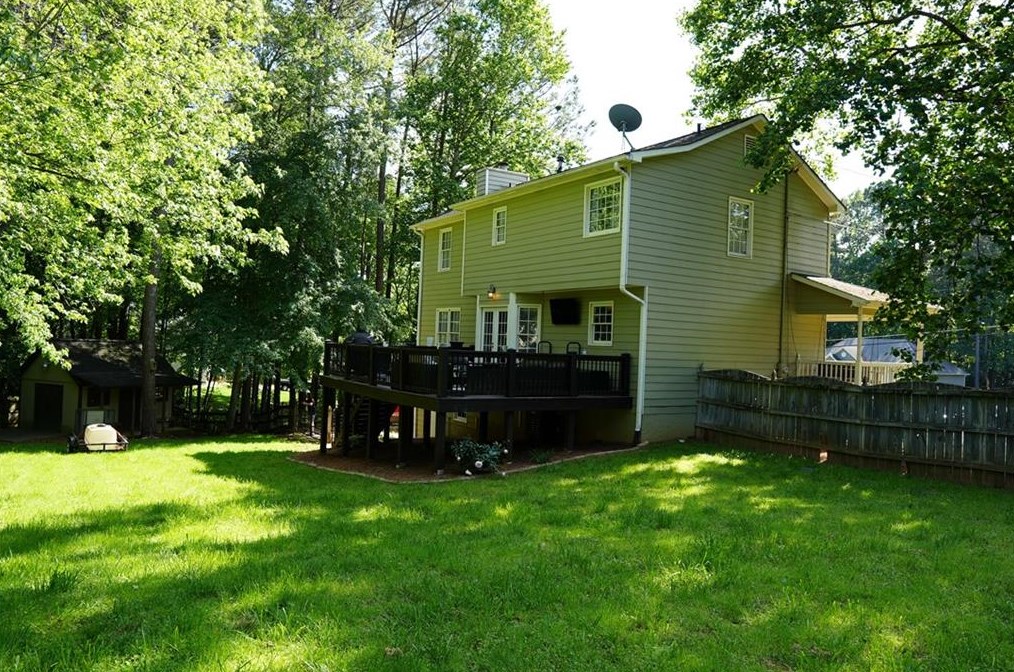 280 Stewart Dr, Dallas GA  30132-8178 exterior