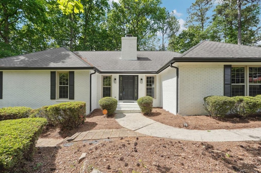 1792 Walker Ridge Dr, Marietta, GA 30064-4189
