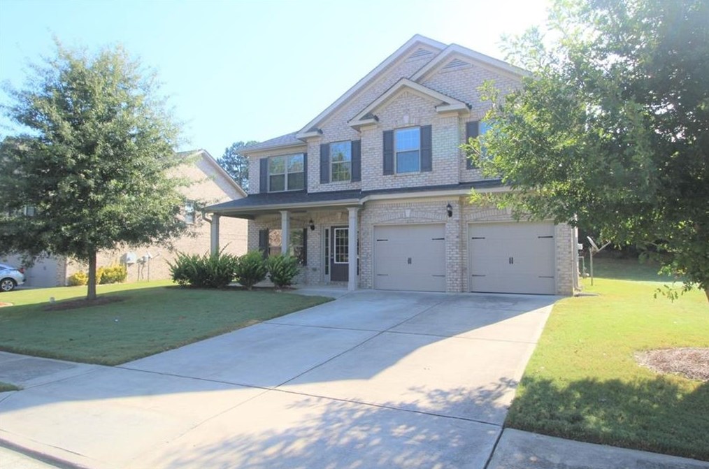 987 Spanish Moss Trl, Loganville, GA 30052-6733