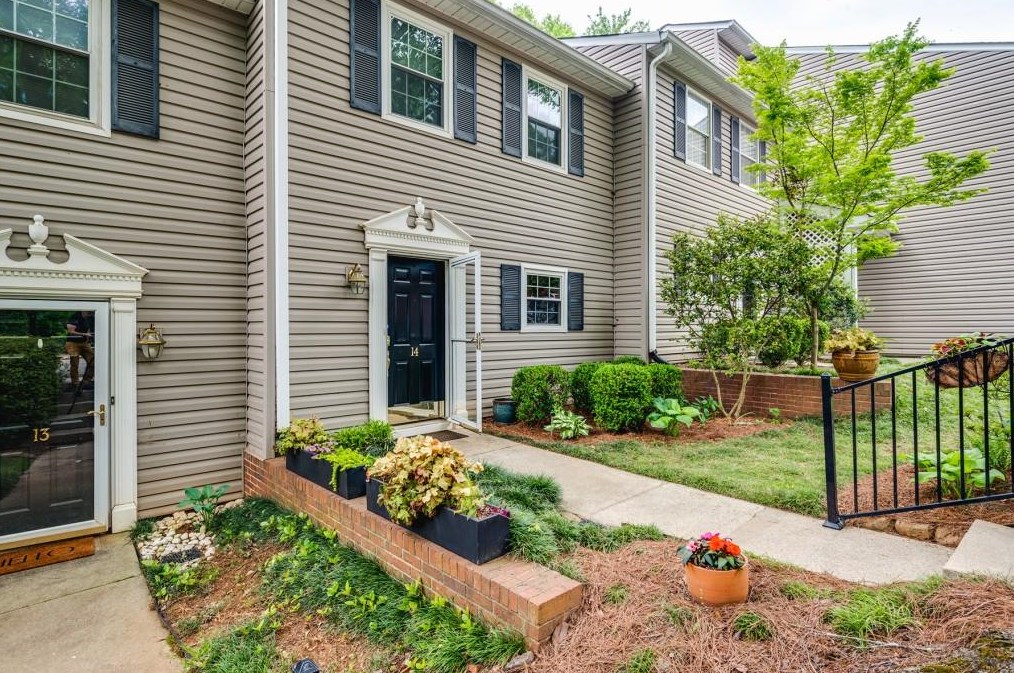 1750 Clairmont Rd #14, Decatur, GA 30033
