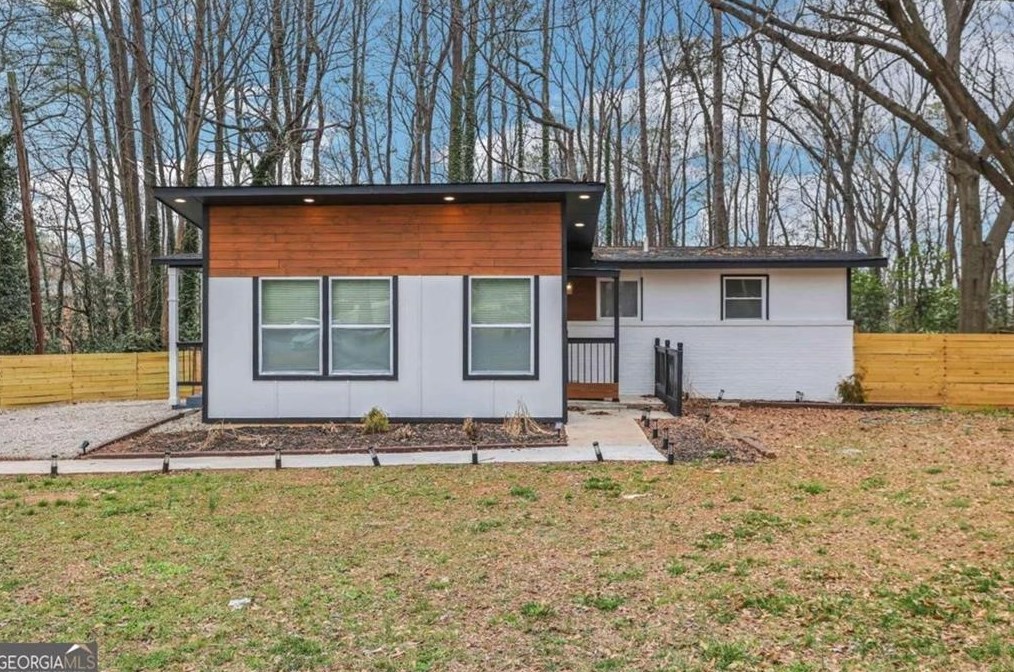 2230 Brannen Rd, Atlanta GA  30316-4118 exterior