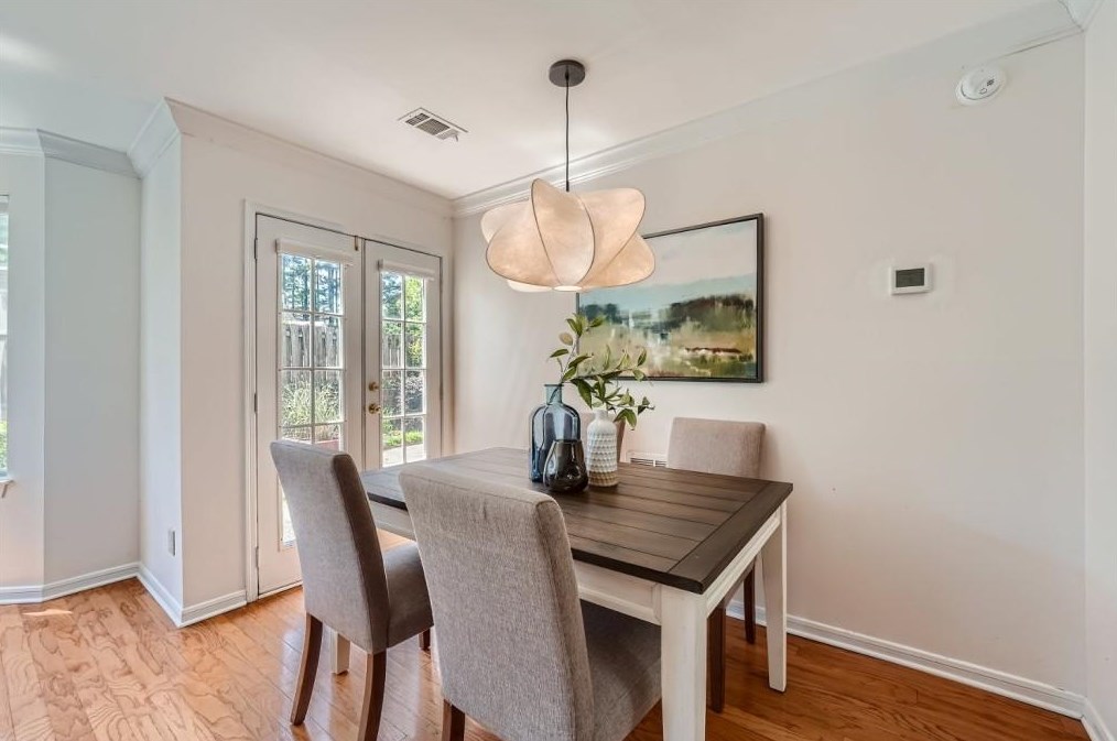 102 Fowler Ct, Decatur GA 30030-2919 exterior