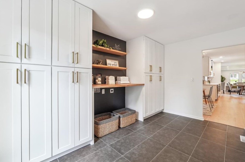 4089 Adrian St, Tucker GA  30084-4405 exterior