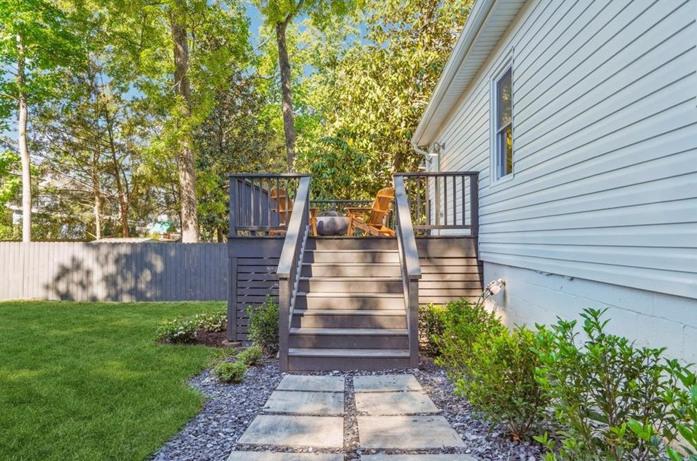 4089 Adrian St, Tucker GA  30084-4405 exterior