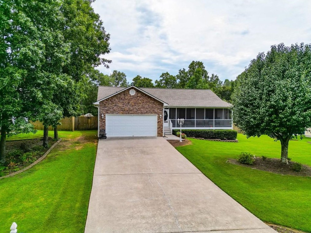42 Woodhaven Ct, Euharlee, GA 30120-8002