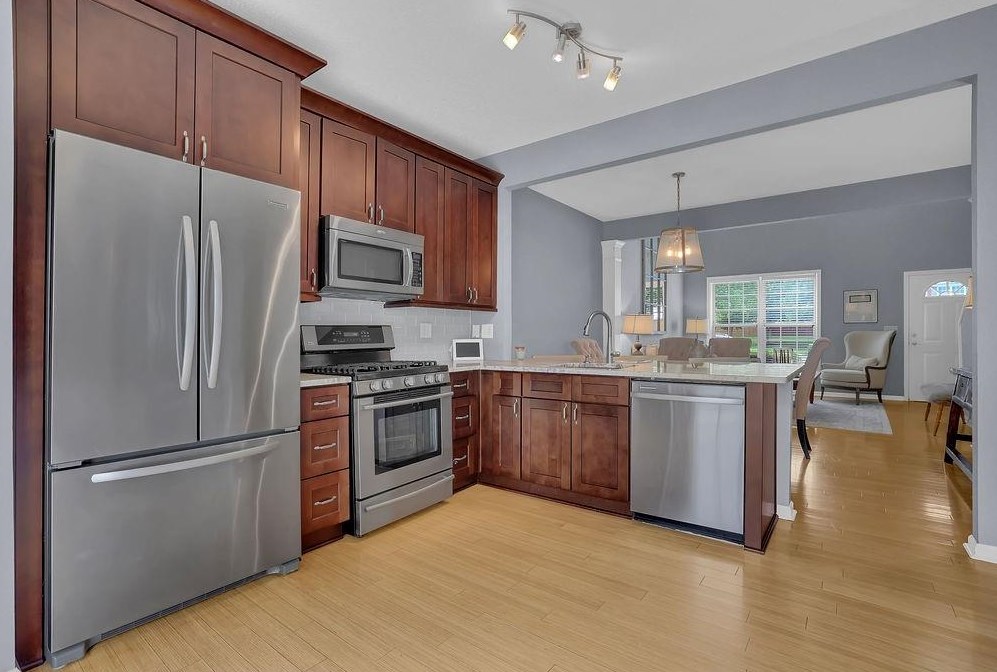 3095 Commonwealth Way, Alpharetta GA  30004-4262 exterior