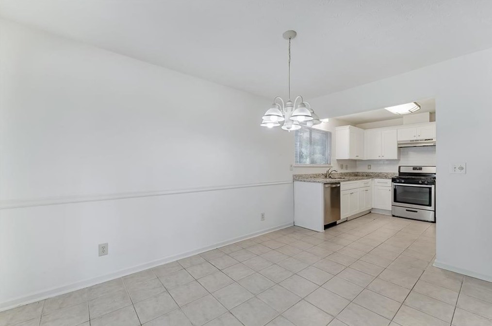 11055 Indian Vlg Dr, Alpharetta GA 30022-6503 exterior