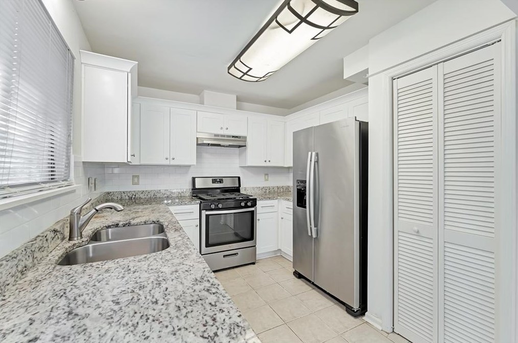 11055 Indian Village Dr, Alpharetta, GA 30022
