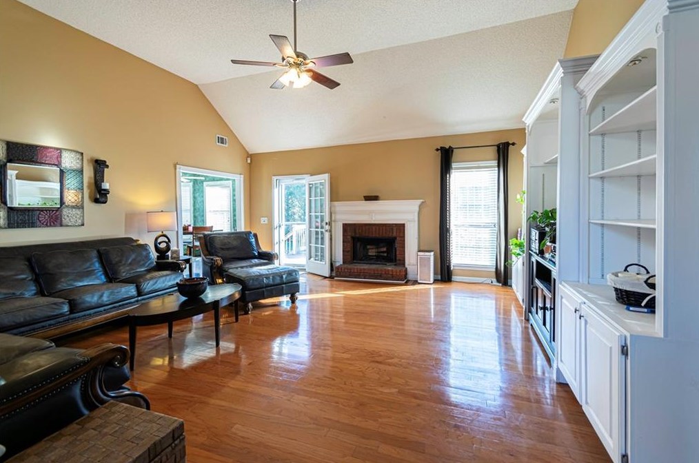 1610 Nottingham Way, Conyers GA  30094-4225 exterior