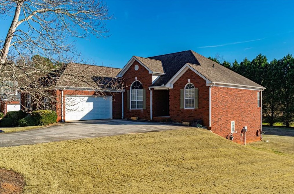 1610 Nottingham Way, Conyers GA  30094-4225 exterior