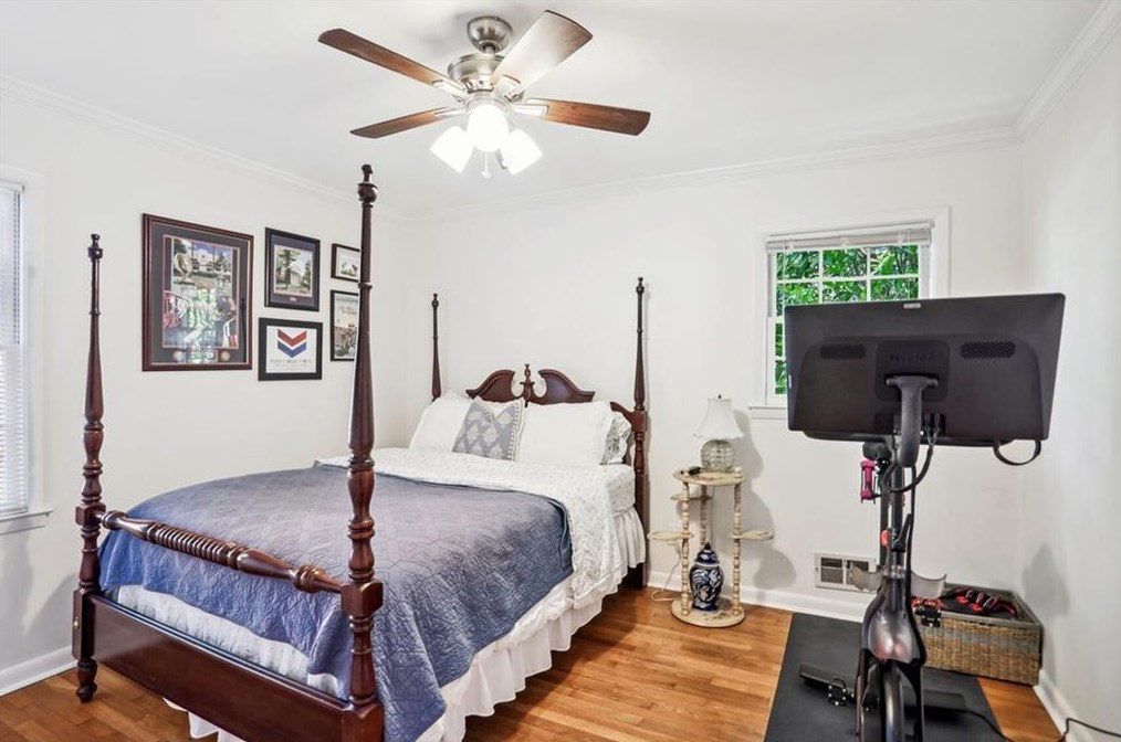 2502 Asbury Ct, Decatur GA  30033-3700 exterior