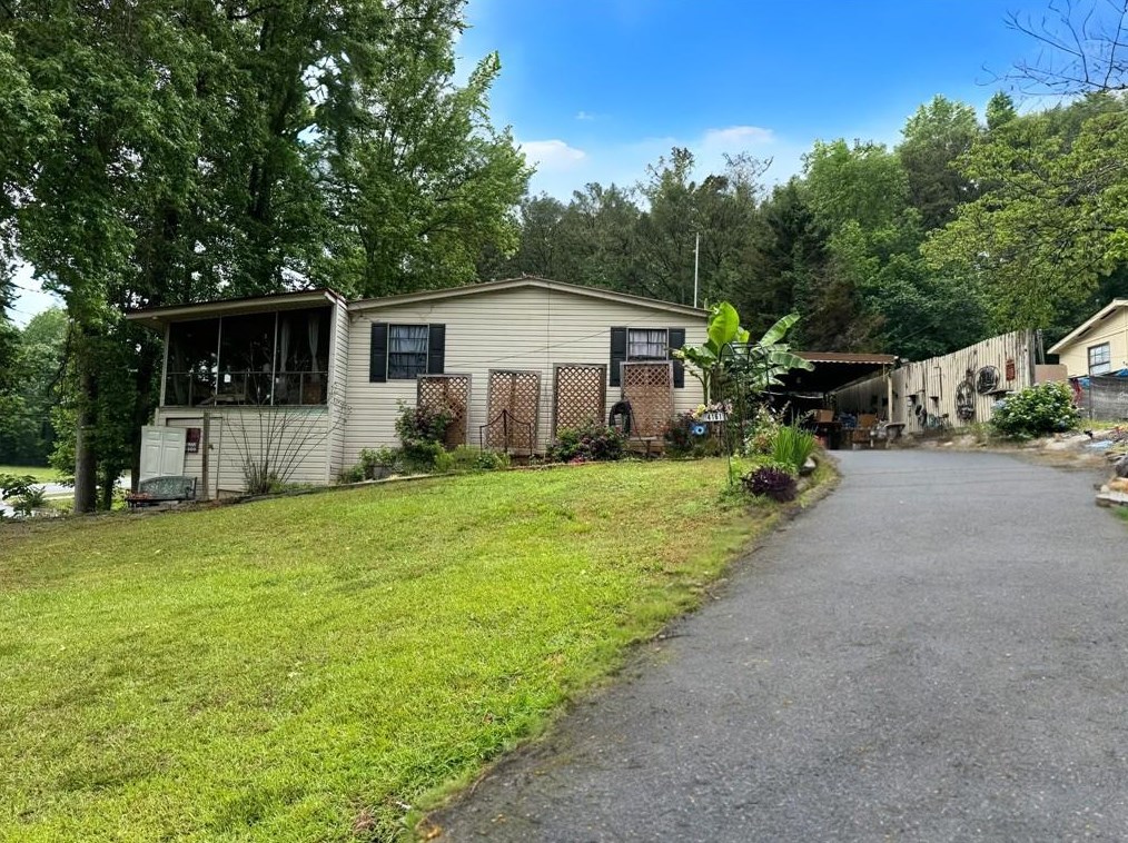 4161 Clark Cir Se, Acworth, GA 30102