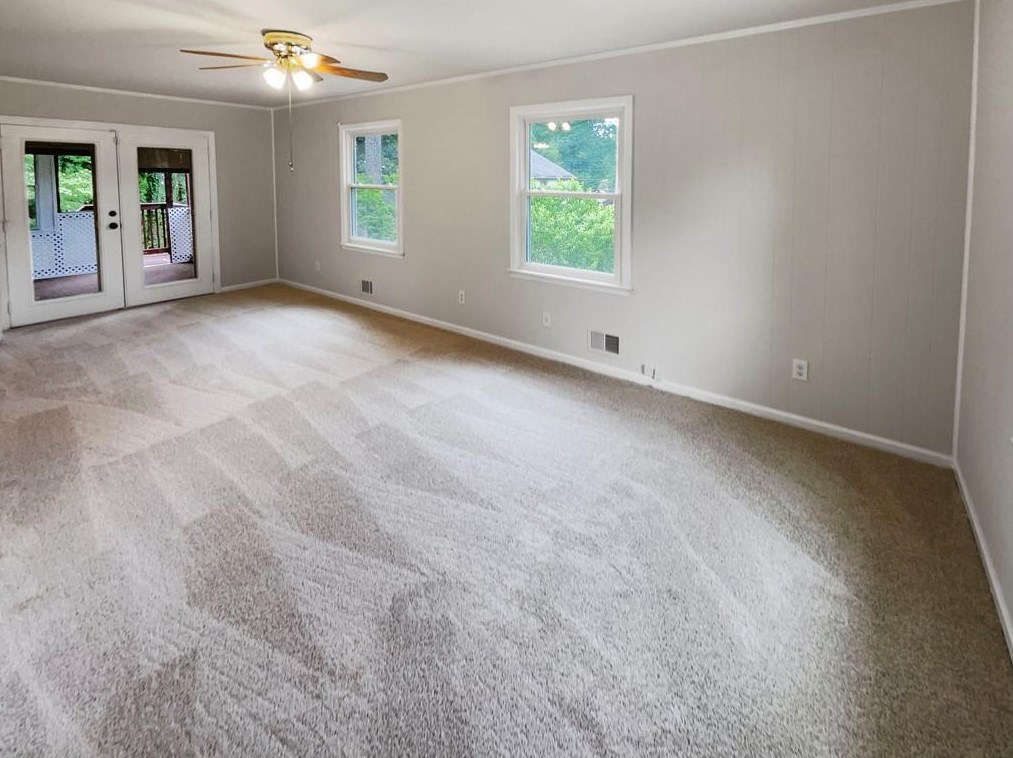 1372 Drayton Wood Dr, Tucker GA 30084-7921 exterior