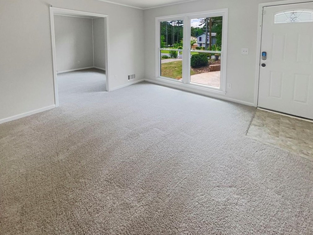 1372 Drayton Wood Dr, Tucker GA 30084-7921 exterior