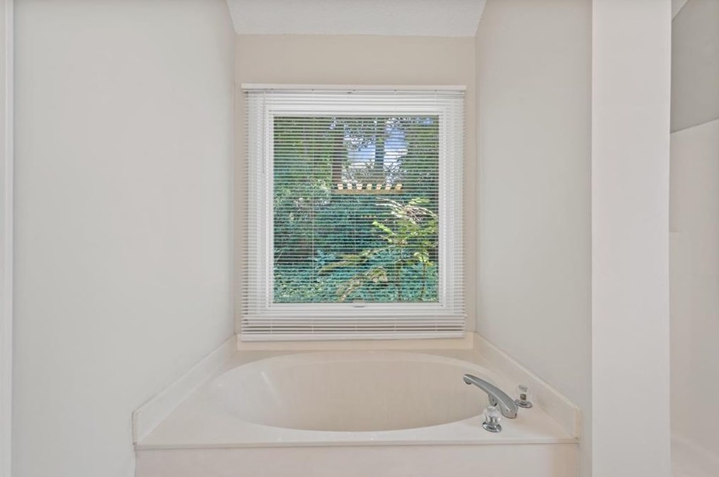 3281 Rock Creek Dr, Rex GA  30273-2456 exterior