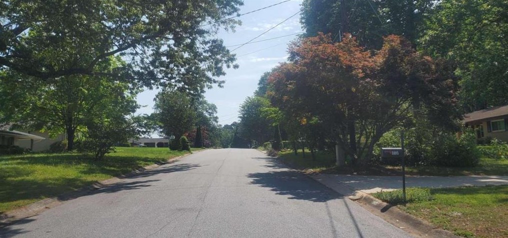 3895 Marvin Lee Dr, Tucker GA 30084-7513 exterior