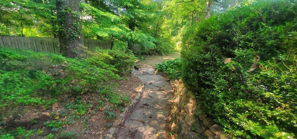 3895 Marvin Lee Dr, Tucker GA 30084-7513 exterior