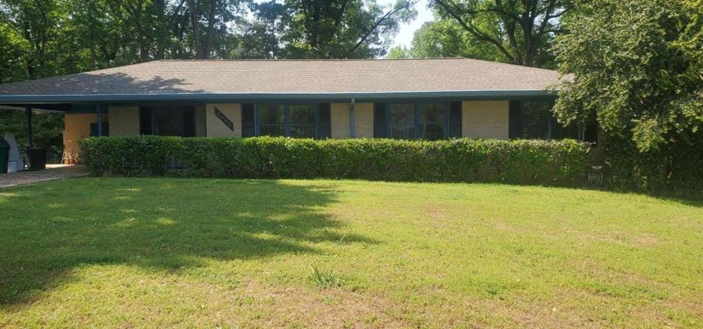 3895 Marvin Lee Dr, Tucker GA 30084-7513 exterior