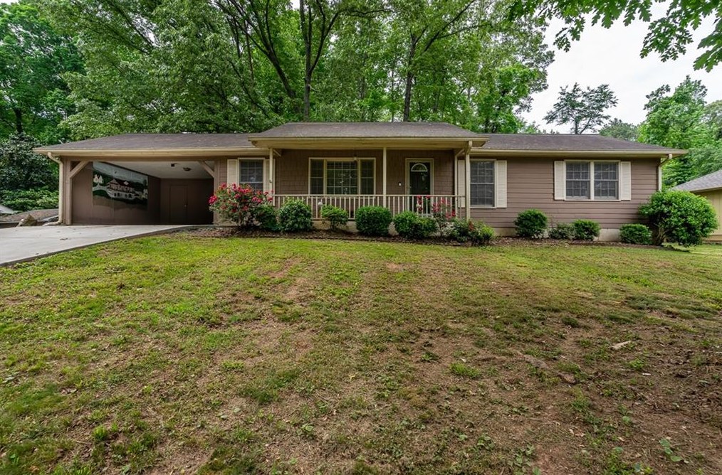 1421 Vonda Ln Sw, Mableton, GA 30126