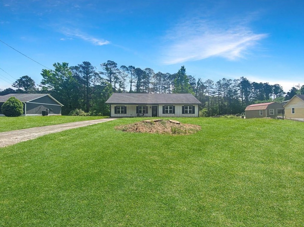 157 Cedarcrest Dr, Acworth, GA 30101-8535