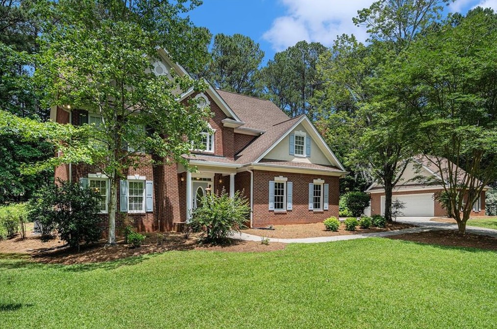 100 Hamilton Glen Ct, Fayetteville, GA 30215-4852
