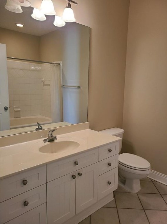 2201 Stratford Ct, Decatur GA  30033-4251 exterior