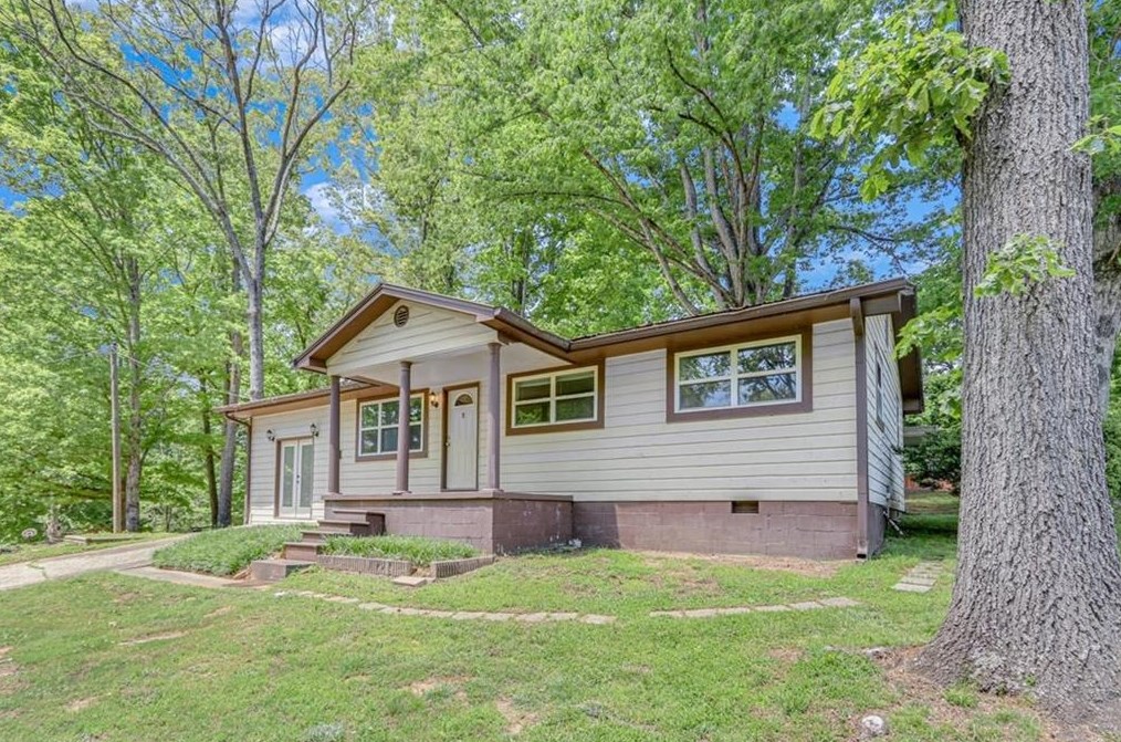 5434 Marlow Dr, Gainesville GA 30501-7010 exterior