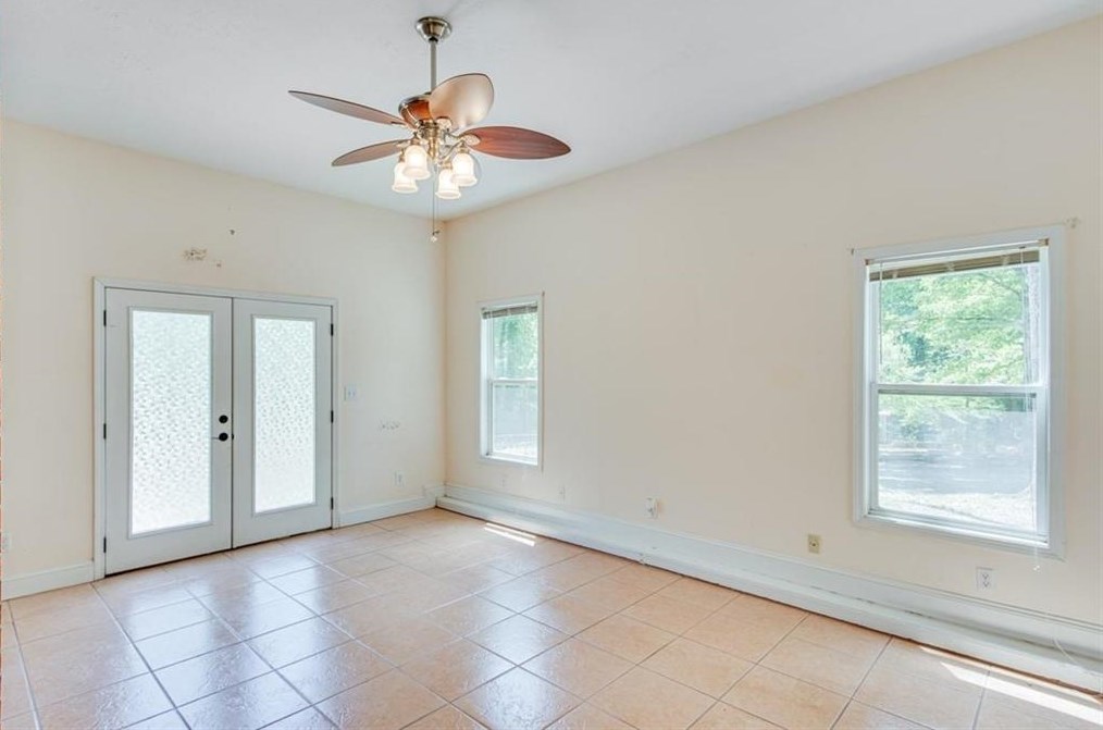 5434 Marlow Dr, Gainesville GA 30501-7010 exterior