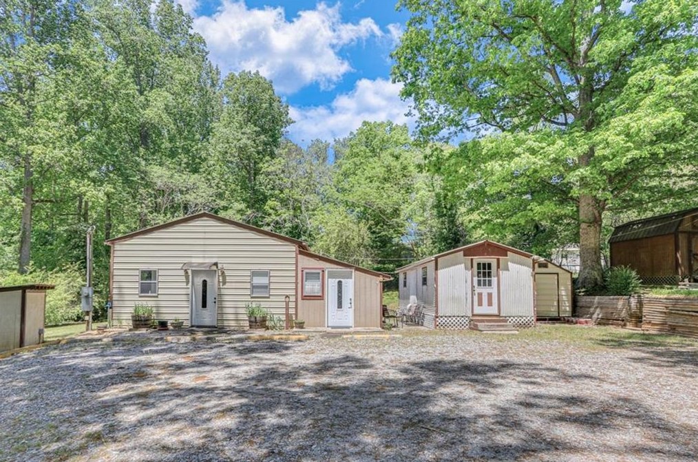 5434 Marlow Dr, Gainesville GA 30501-7010 exterior