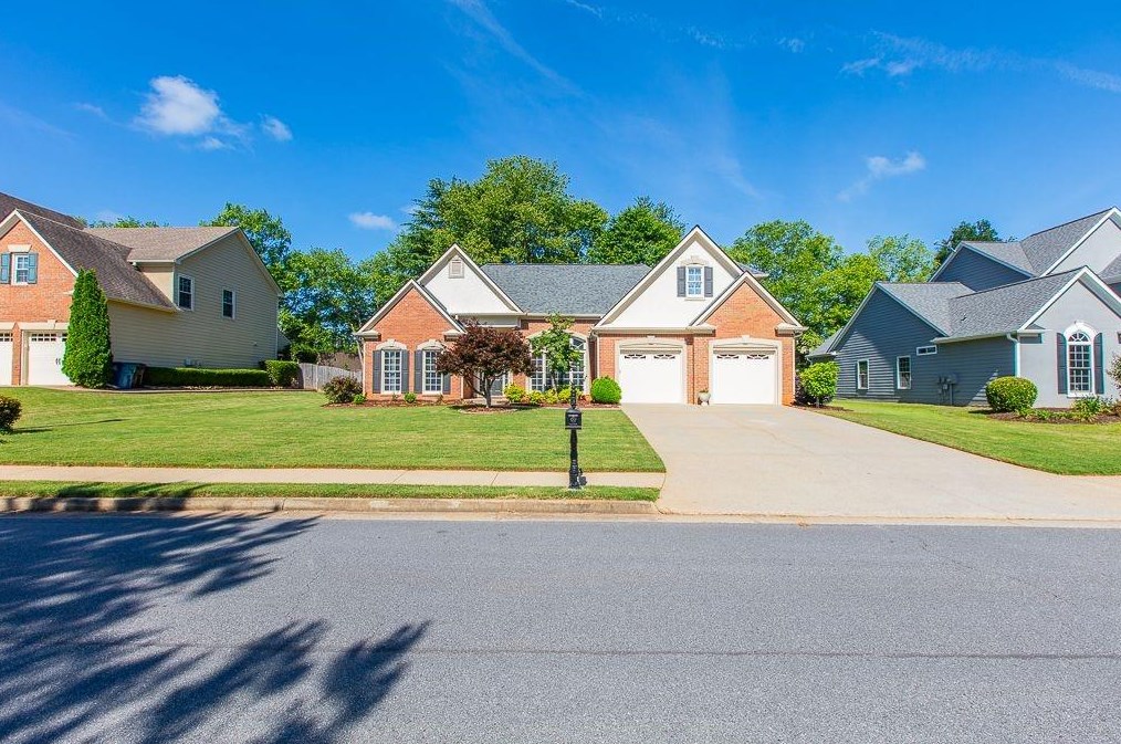 970 Pebblestone Ct, Alpharetta, GA 30009-6824