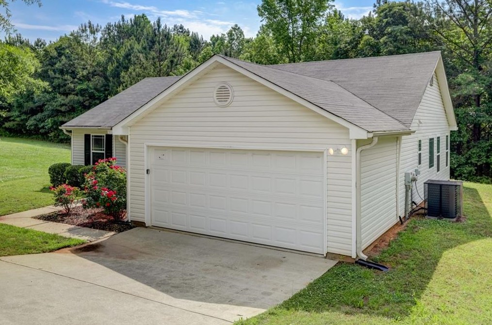 30 Copeland Cir, Porterdale, GA 30016-6685