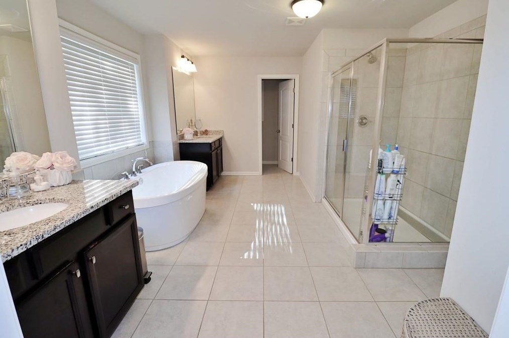2532 Ozella Pl, Atlanta GA  30331-8095 exterior