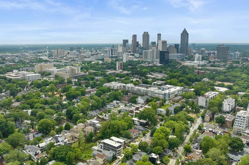 543 Winton Ter, Atlanta GA 30308-2826 exterior