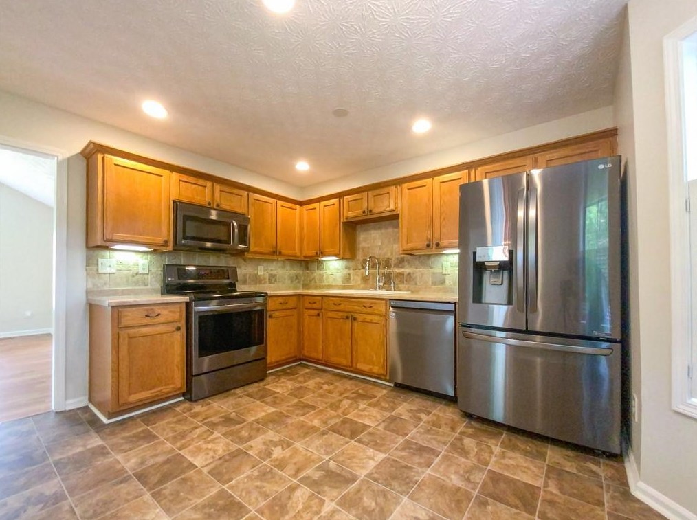 108 John Wesley Dr, Dallas, GA 30132-9006