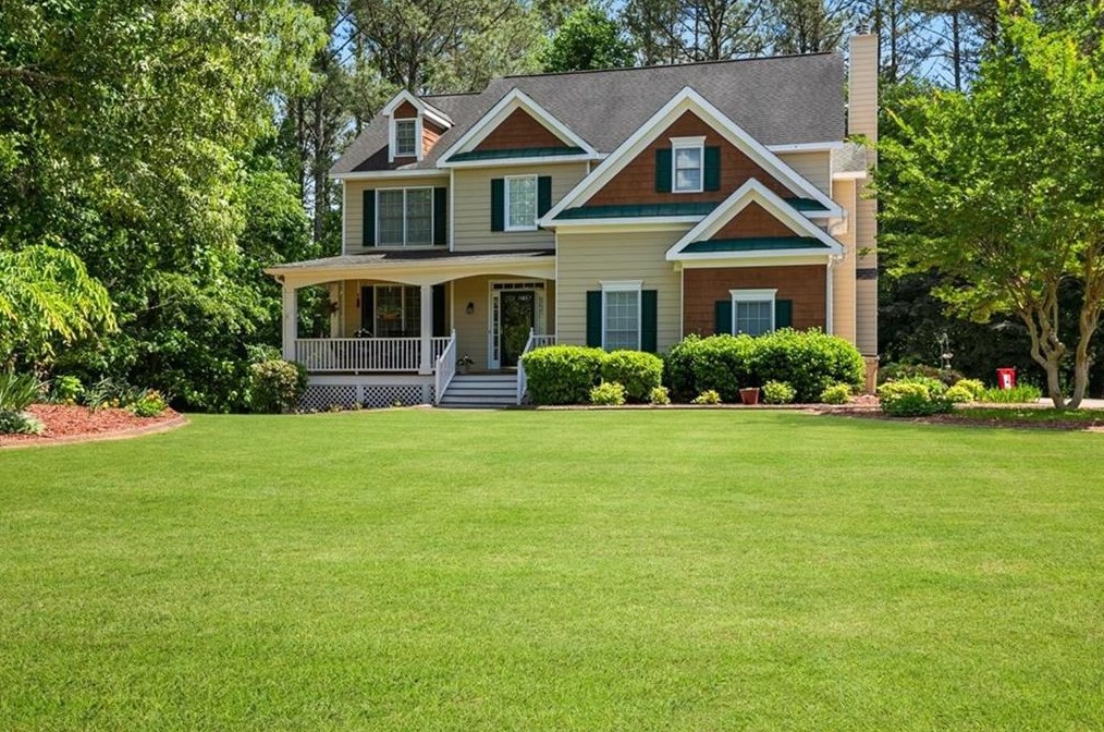 533 Wintergreen Way, Holly Springs, GA 30115-8517