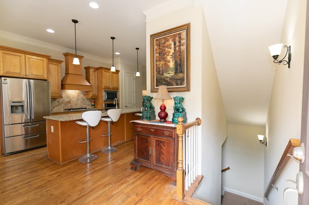 3020 Eltham Pl, Decatur GA  30033-3254 exterior