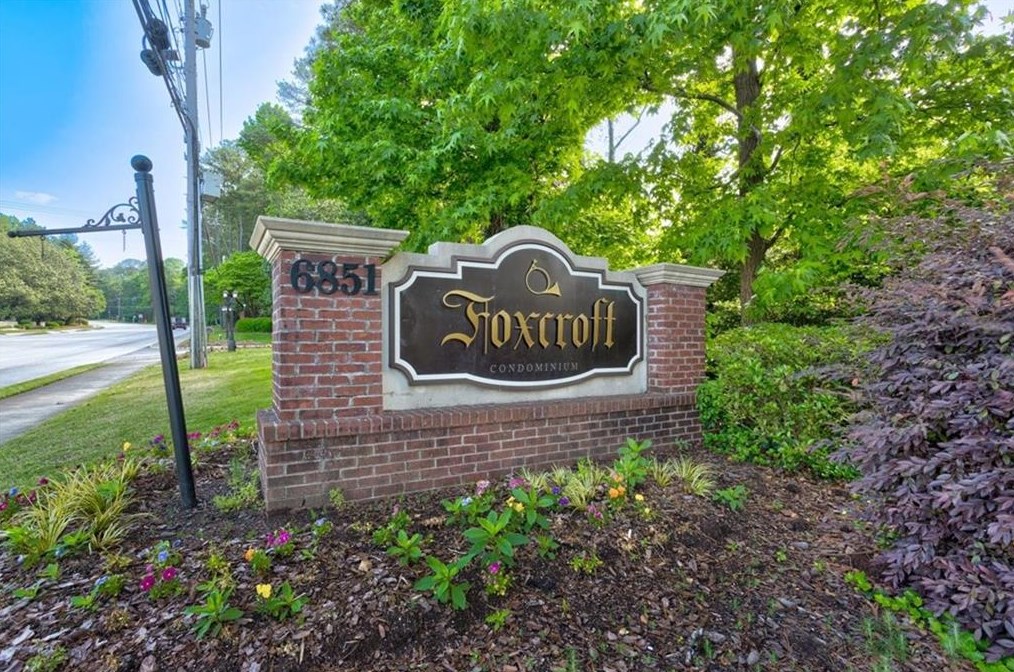 6851 Roswell Rd, Atlanta GA  30328-2401 exterior